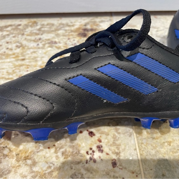Adidas Goletto - boys - size 11 US - Black with blue stripes - Picture 3 of 7